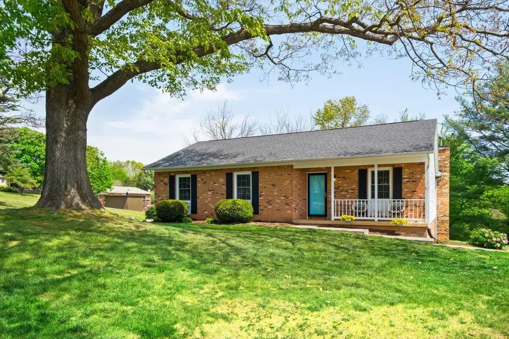 5530 Glade View Drive Bridgewater VA 22812