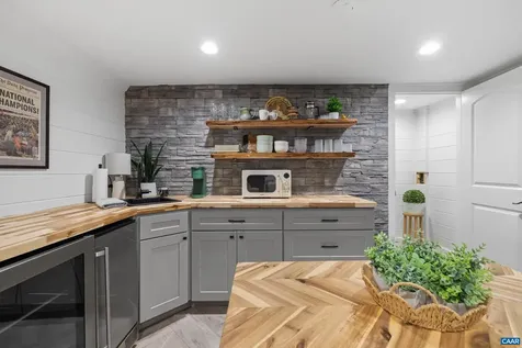 134 Park Drive W Charlottesville VA 22901