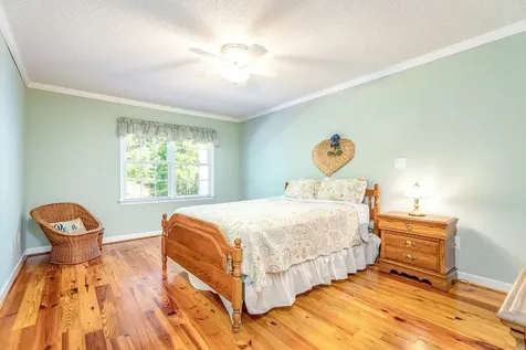 43 Hickory Nut Lane Staunton VA 24401