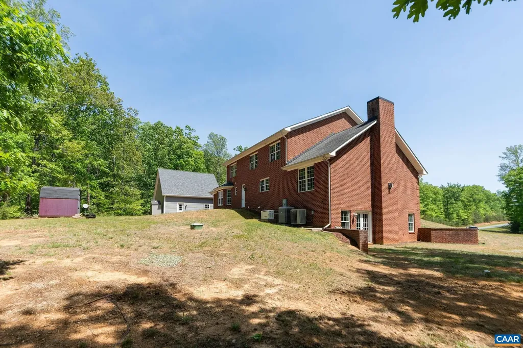496 Bowlers Mill Run Gordonsville VA 22942
