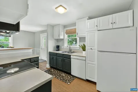 1023 Forest Hills Avenue Charlottesville VA 22903