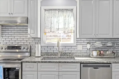 241 Suffolk Drive Rockingham VA 22801