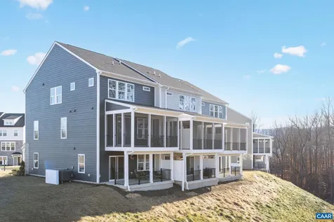 3026 Farrow Circle Charlottesville VA 22901