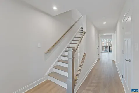 3026 Farrow Circle Charlottesville VA 22901