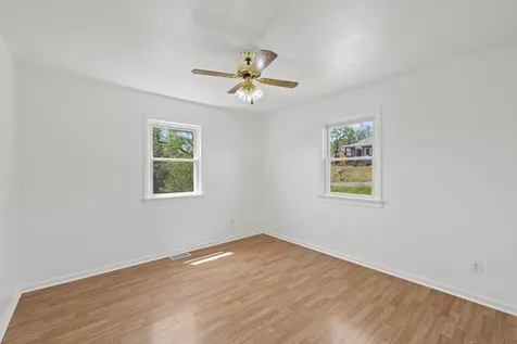 870 Fairfax Avenue Waynesboro VA 22980