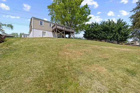 870 Fairfax Avenue Waynesboro VA 22980