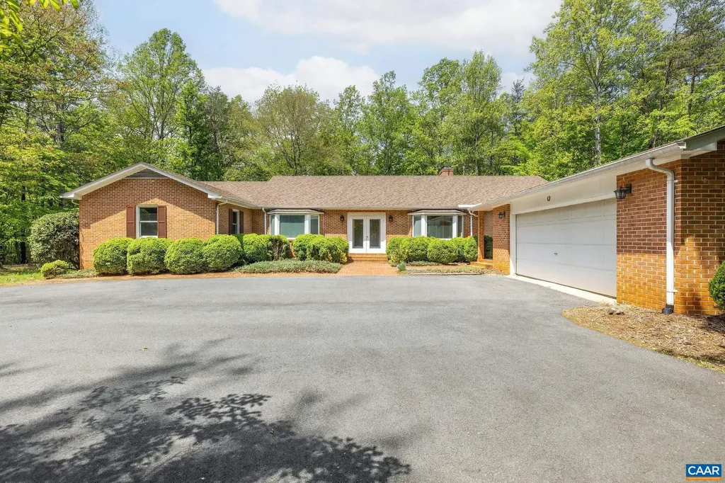 13078 Albano Road Barboursville VA 22923