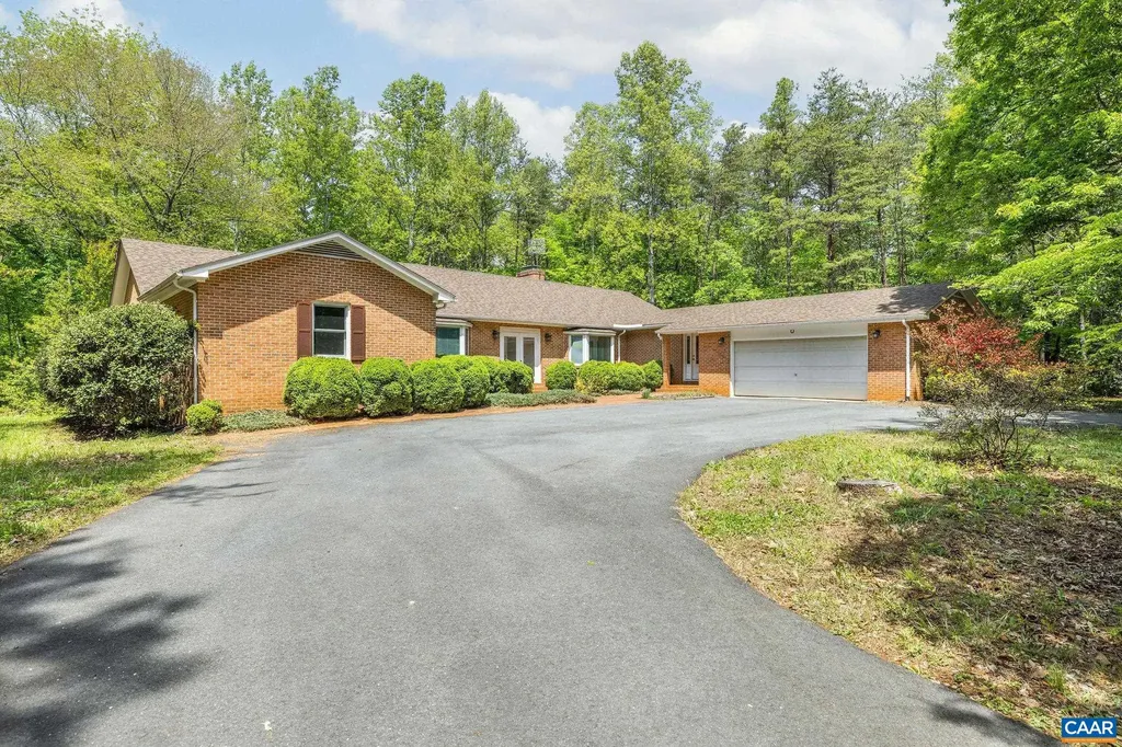 13078 Albano Road Barboursville VA 22923