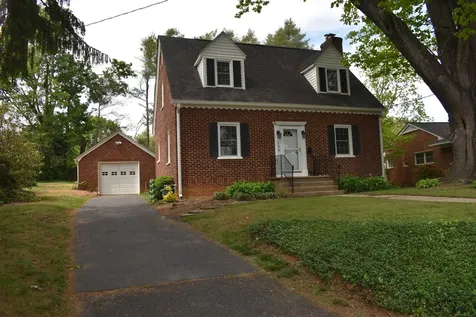 139 Crompton Road Waynesboro VA 22980