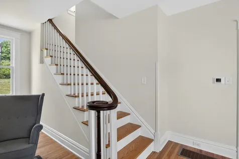 208 Lee Street Staunton VA 24401
