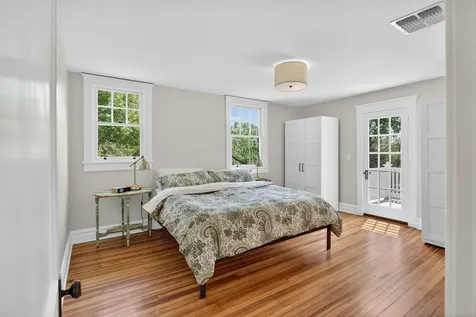 208 Lee Street Staunton VA 24401