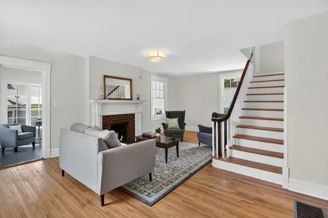 208 Lee Street Staunton VA 24401