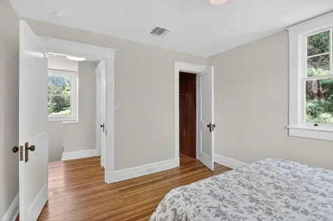 208 Lee Street Staunton VA 24401