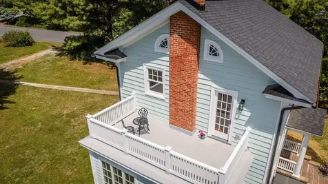 208 Lee Street Staunton VA 24401