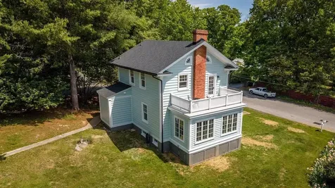 208 Lee Street Staunton VA 24401