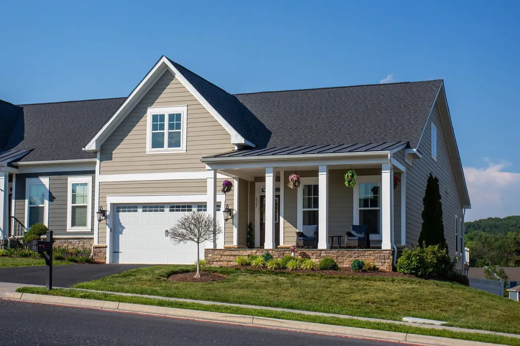 2923 Preston Lake Boulevard Rockingham VA 22801