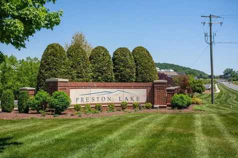 2923 Preston Lake Boulevard Rockingham VA 22801