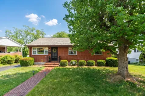 1319 Blandford Street Staunton VA 24401