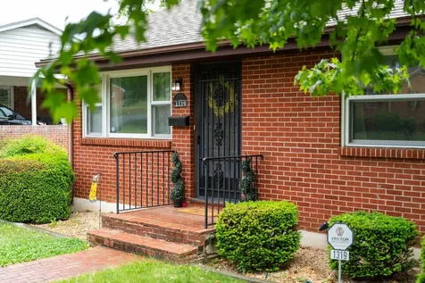 1319 Blandford Street Staunton VA 24401
