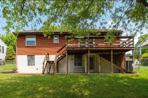1319 Blandford Street Staunton VA 24401