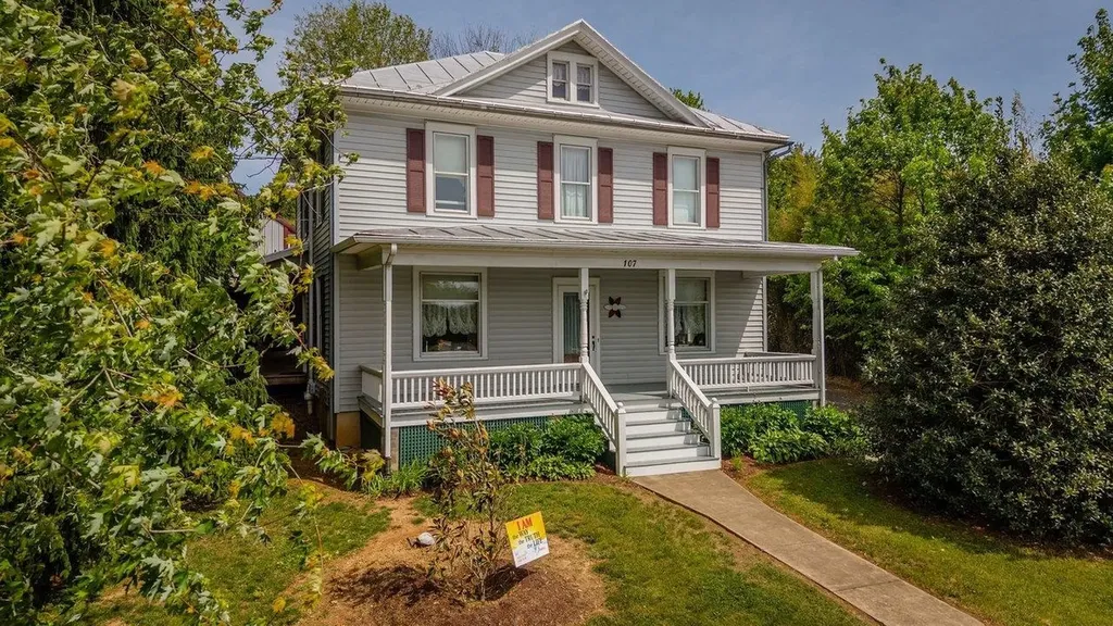 107 Timber Way N Broadway VA 22815