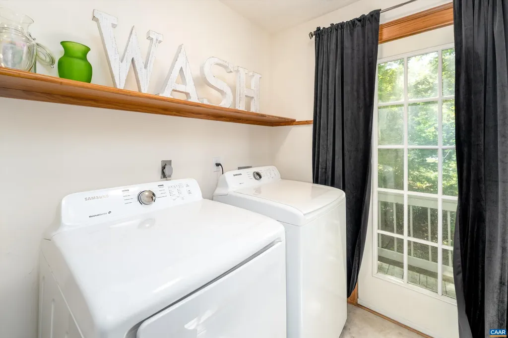 18 Seminole Trail Palmyra VA 22963