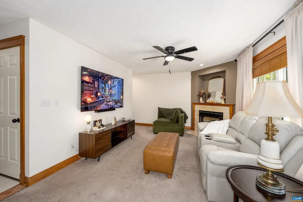 18 Seminole Trail Palmyra VA 22963