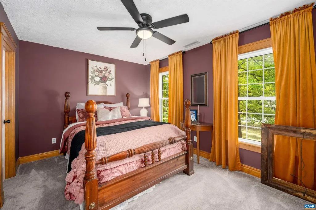 18 Seminole Trail Palmyra VA 22963