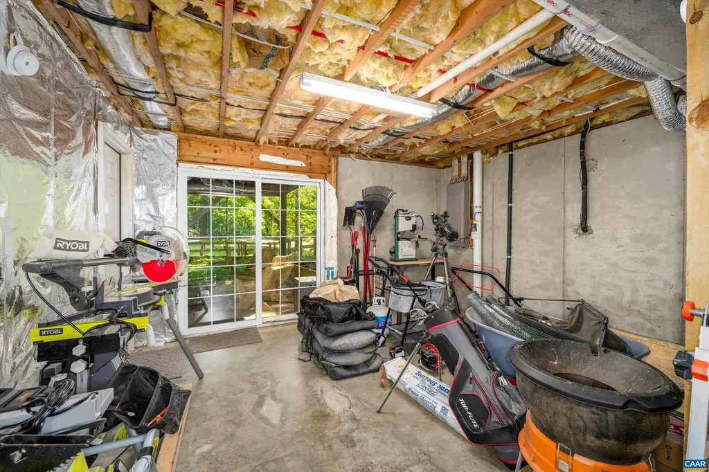 18 Seminole Trail Palmyra VA 22963