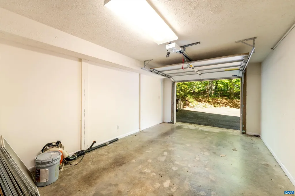 18 Seminole Trail Palmyra VA 22963