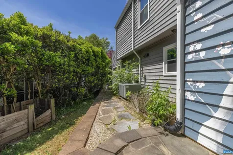 119 Westwood Circle Charlottesville VA 22903