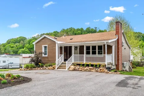 217 28th Street W Buena Vista VA 24416