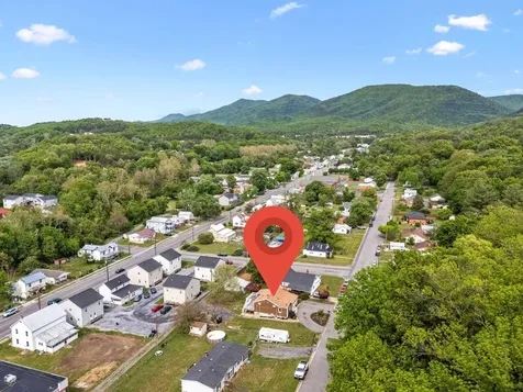 217 28th Street W Buena Vista VA 24416