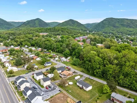 217 28th Street W Buena Vista VA 24416