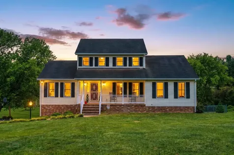 212 Windermere Drive Waynesboro VA 22980