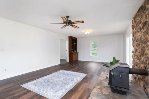 212 Windermere Drive Waynesboro VA 22980