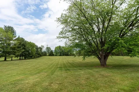 212 Windermere Drive Waynesboro VA 22980