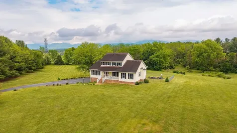 212 Windermere Drive Waynesboro VA 22980