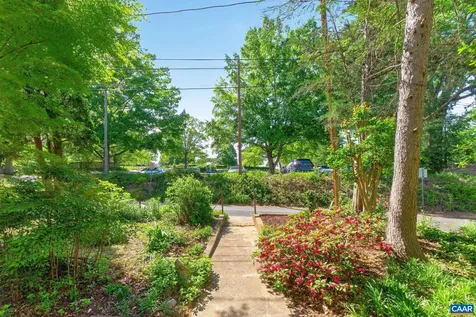 518 8th Street NE Charlottesville VA 22902