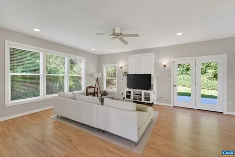 1663 Appian Way Charlottesville VA 22911