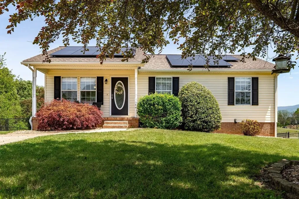 122 Kittiwake Court Elkton VA 22827