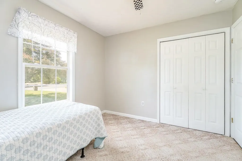 122 Kittiwake Court Elkton VA 22827