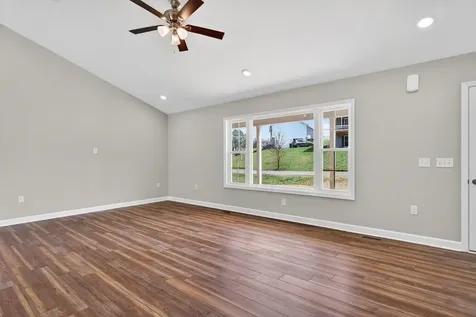 254 Locustdale Loop Shenandoah VA 22849
