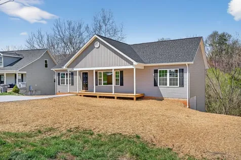 254 Locustdale Loop Shenandoah VA 22849