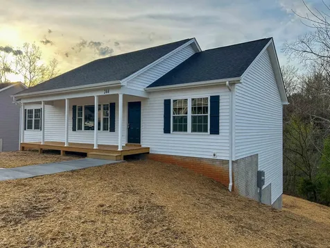 244 Locustdale Loop Shenandoah VA 22849