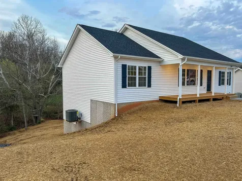 244 Locustdale Loop Shenandoah VA 22849