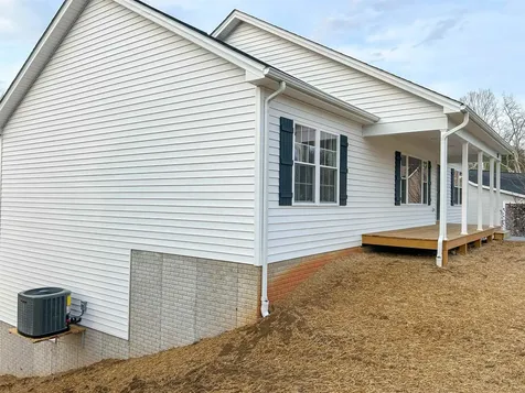 244 Locustdale Loop Shenandoah VA 22849