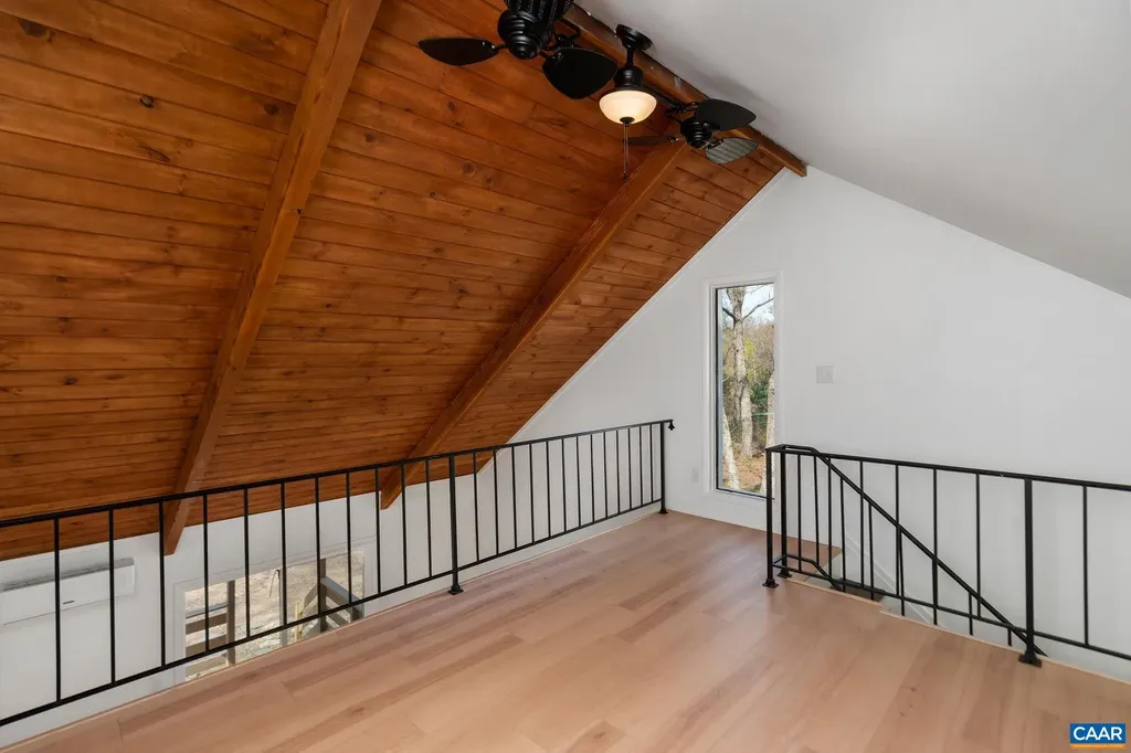 375 Fence Road Earlysville VA 22936