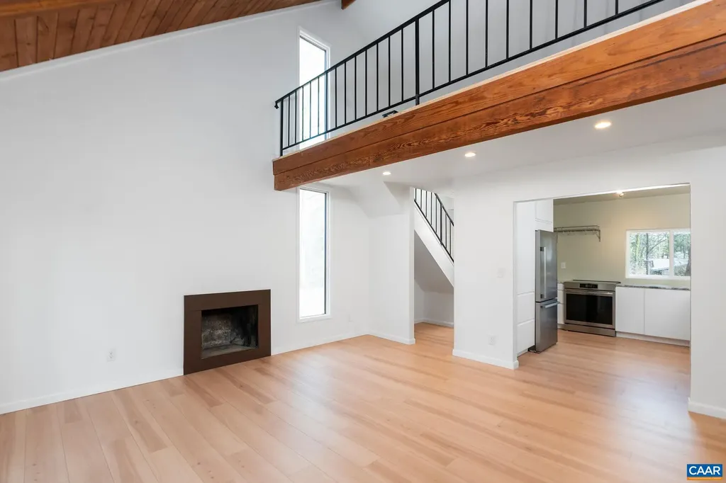 375 Fence Road Earlysville VA 22936
