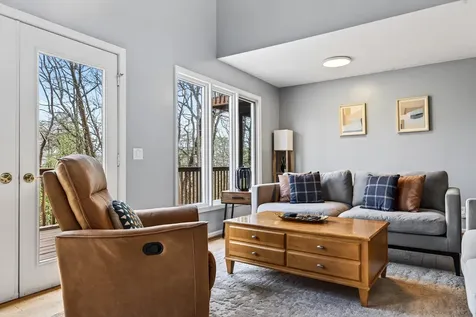 3229 Hopkins Drive Mcgaheysville VA 22840